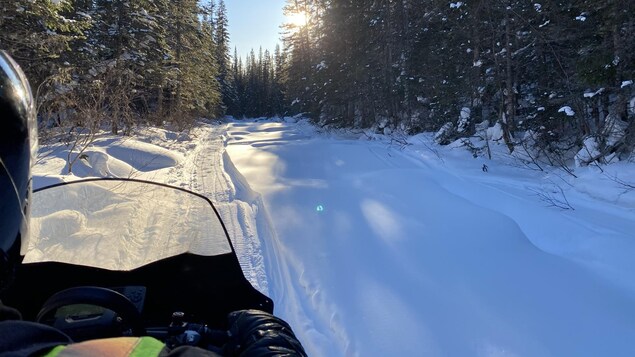 Une campagne pour prévenir les accidents entre motoneigistes et piétons