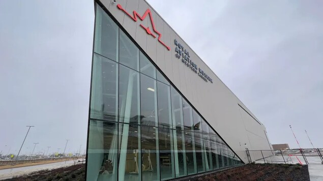 Le nouveau bâtiment du Musée de l’aviation royale de l’Ouest canadien bientôt ouvert