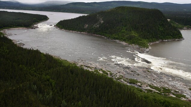 Chutes de Muskrat Falls. Chutes de Muskrat Falls.