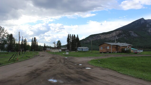 Aux T.N.-O, un feu près de Nahanni Butte est maîtrisé