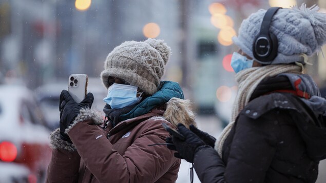 COVID-19 : 64 morts et hausse des hospitalisations en Ontario