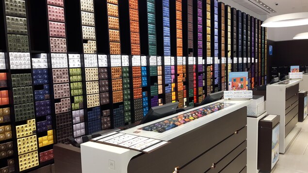 La boutique Nespresso de Place Ste-Foy, à Québec La boutique Nespresso de Place Ste-Foy, à Québec