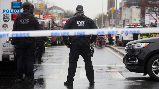 Au moins 13 blessés dans une fusillade dans le métro de Brooklyn