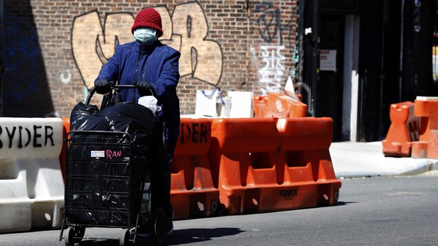 New Yorkers Should Cover Their Faces In Public, Their Mayor Says |  Coronavirus