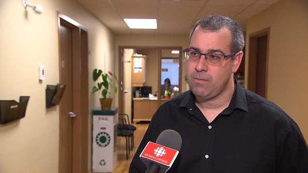 Nicolas Lapierre est le coordonnateur régional du syndicat des Métallos, pour la Côte-Nord et l'Est du Québec. Nicolas Lapierre est le coordonnateur régional du syndicat des Métallos, pour la Côte-Nord et l'Est du Québec.