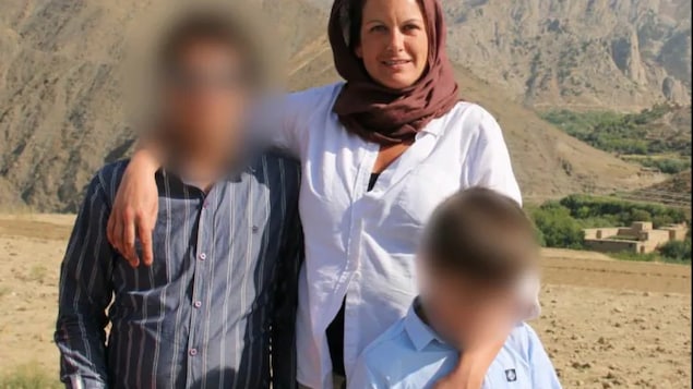 Une femme de Windsor en N.-É. tente d’aider une famille afghane à fuir au Canada