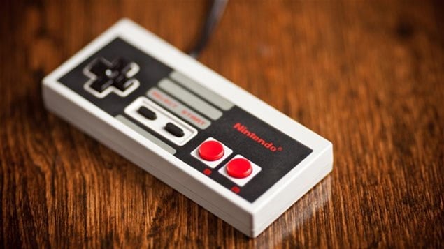 Une télécommande du Nintendo Une télécommande du Nintendo