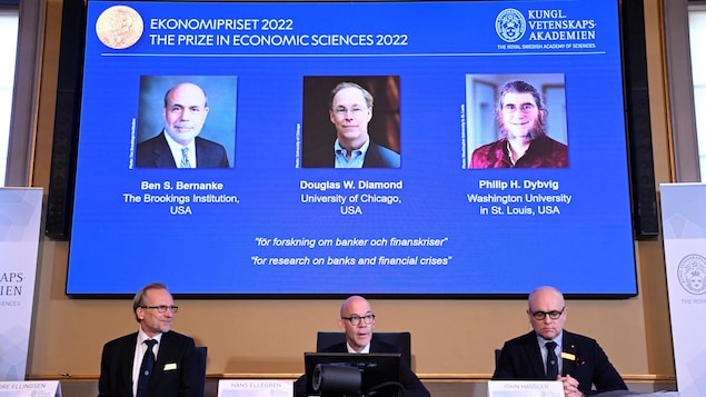 Le Nobel d’économie à trois experts des banques, dont l’ex-chef de la Fed Ben Bernanke