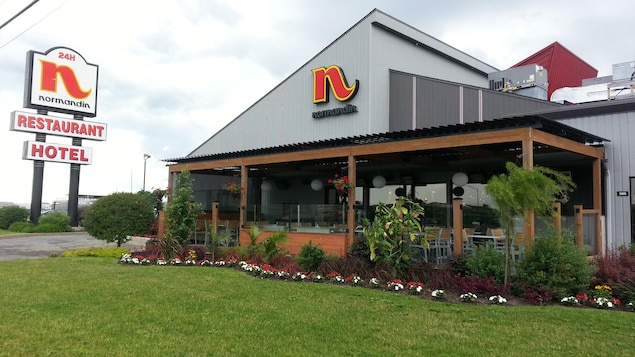 Le restaurant Normandin de la rue Bouvier à Québec. Le restaurant Normandin de la rue Bouvier à Québec.