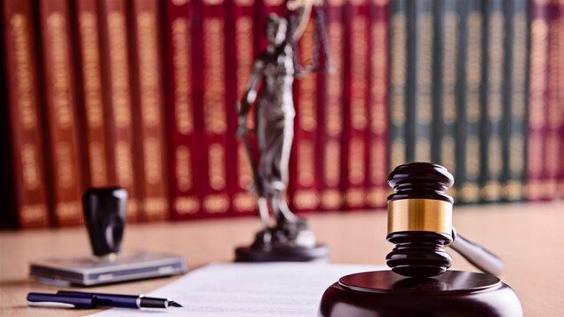 Un notaire ou un avocat peut vous aider à compléter votre testament.