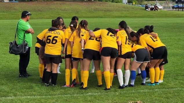 Le soccer rime avec un héritage de résilience pour la Nation crie Opaskwayak