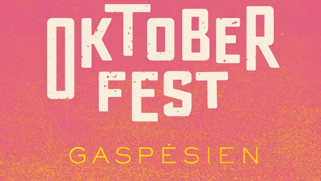 Une image du Rocher Percé avec l'écriture Oktoberfest gaspésien