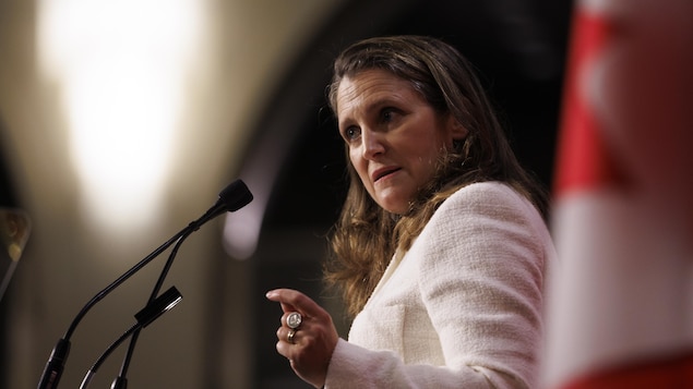 « Notre économie va ralentir », prévient la ministre des Finances, Chrystia Freeland