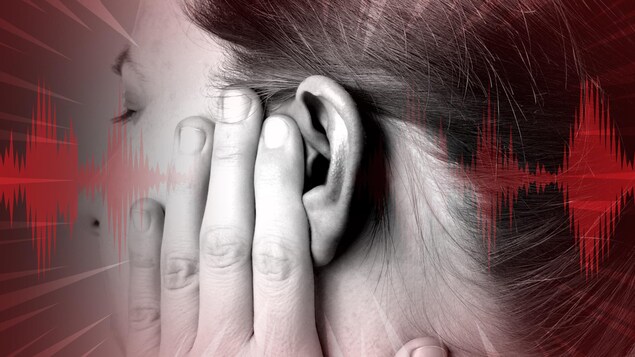 Montage avec une femme qui se tient l'oreille avec des formes d'ondes rouges. 