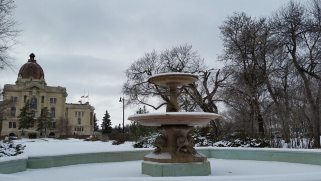 Vue en hiver du Palais législatif à Regina