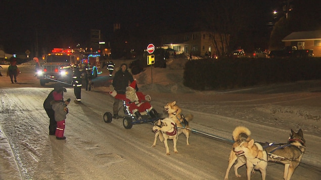 Parade du père Noël à Saint-Fulgence