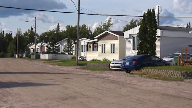 Des maisons mobiles du parc Murray de Pointe-Lebel Des maisons mobiles du parc Murray de Pointe-Lebel