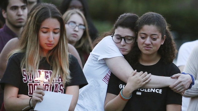 Le gouvernement américain accorde 127,5 M$ US à des victimes de la tuerie de Parkland