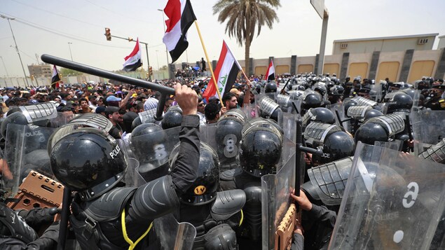 Irak : des manifestants pro-Sadr envahissent le parlement une deuxième fois