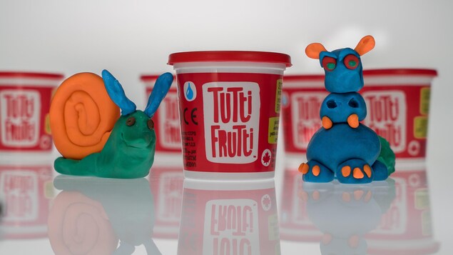 Animaux faits avec de la pâte à modeler Tutti Frutti