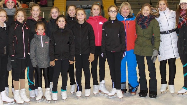 De jeunes Madeliniennes ont pu se rendre sur le continent pour se perfectionner en patinage artistique.