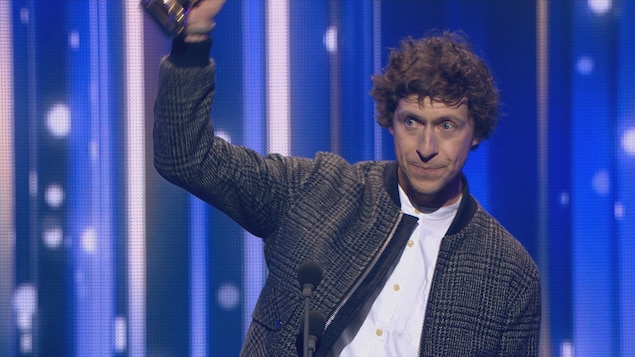 Patrice Michaud remporte le Félix de l’interprète masculin de l'année Patrice Michaud remporte le Félix de l’interprète masculin de l'année