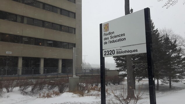 Le pavillon des sciences de l'éducation à l'Université Laval. Le pavillon des sciences de l'éducation à l'Université Laval.