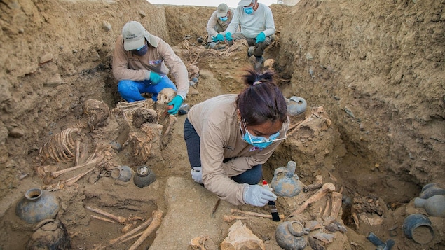 Découverte d’une fosse commune de l’époque précolombienne au Pérou