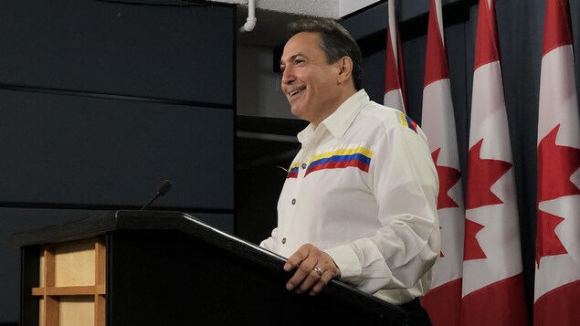 Le chef national de l’Assemblée des Premières Nations, Perry Bellegarde, s'est présenté à la Tribune de la presse parlementaire, à Ottawa, lundi matin, afin de dévoiler le plan de son organisation pour les partis fédéraux en vue de l'élection d'octobre.