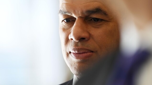 Le rapport sur le convoi me donne « presque entièrement » raison, dit Peter Sloly