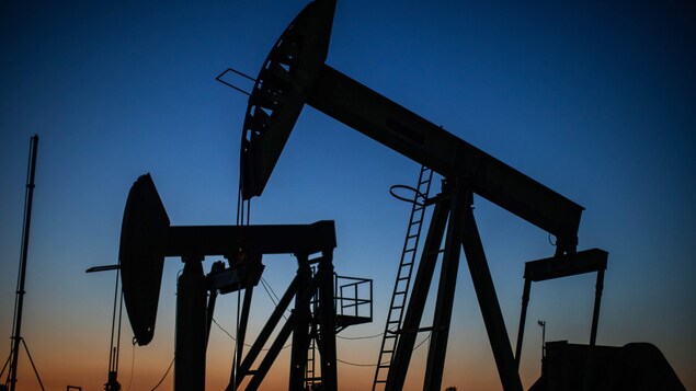 Le prix du pétrole sous les 90 $ US pour la première fois depuis l’invasion de l’Ukraine