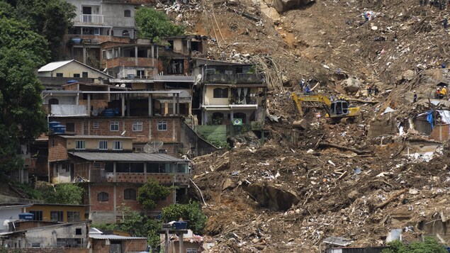 Brésil : 217 morts à Petropolis, nouveau bilan 10 jours après les pluies