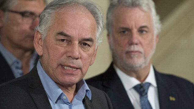 Le chef de l'Assemblée des Premières Nations du Québec et du Labrador (APNQL), Ghislain Picard, était présent au point de presse sur la tenue d'une enquête publique sur les relations avec les Autochtones. Le chef de l'Assemblée des Premières Nations du Québec et du Labrador (APNQL), Ghislain Picard, était présent au point de presse sur la tenue d'une enquête publique sur les relations avec les Autochtones.