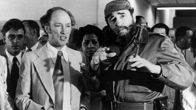 Pierre Elliott Trudeau en compagnie de Fidel Castro le 27 janvier 1976 à la Havane. Pierre Elliott Trudeau en compagnie de Fidel Castro le 27 janvier 1976 à la Havane.