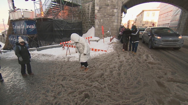 Le déneigement du centre-ville de Québec vivement critiqué