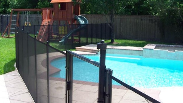 Sursis d’un an pour les propriétaires de piscines non réglementaires