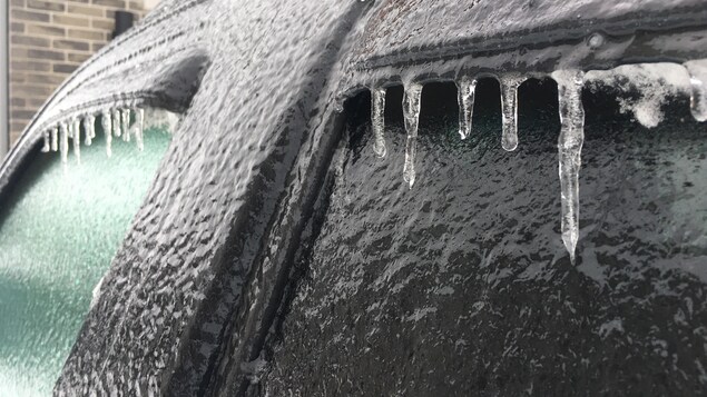 Plusieurs écoles du CSF sont fermées jeudi, car une tempête hivernale est prévue