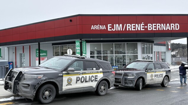 Un arbitre attaqué et un homme arrêté lors d’un match de hockey mineur à Lac-Etchemin