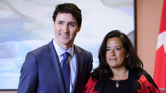 Le premier ministre Justin Trudeau et la ministre des Anciens Combattants Jody Wilson-Raybould