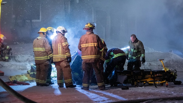Un pompier perd la vie dans un incendie à Boischatel