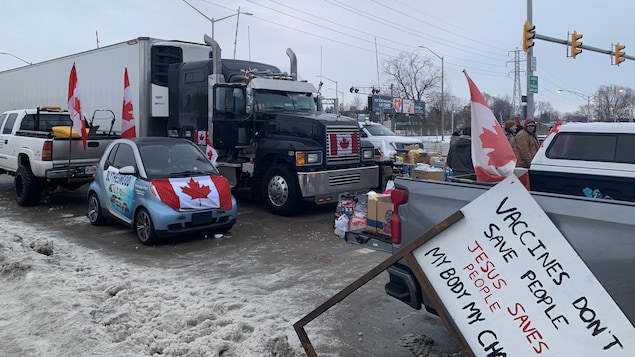 Le pont Ambassador bloqué à nouveau