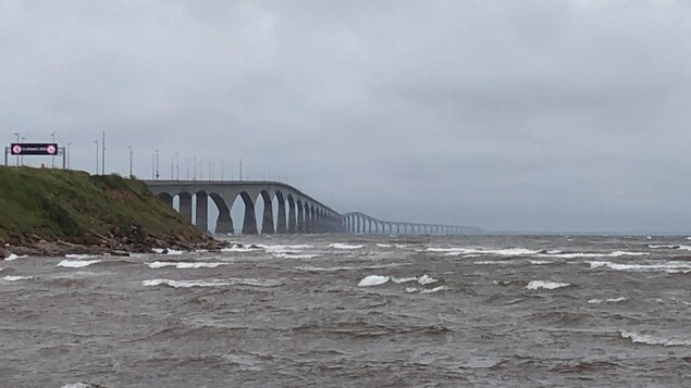 Traverser le pont de la Confédération coûtera bientôt plus de 50 $