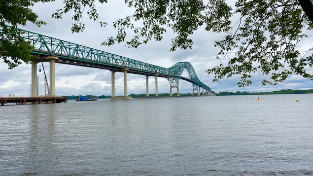 Du plomb force l’arrêt de travaux au pont Laviolette