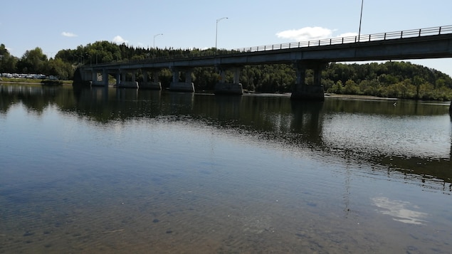 Le pont de la Cascapédia fermé pour une troisième journée consécutive