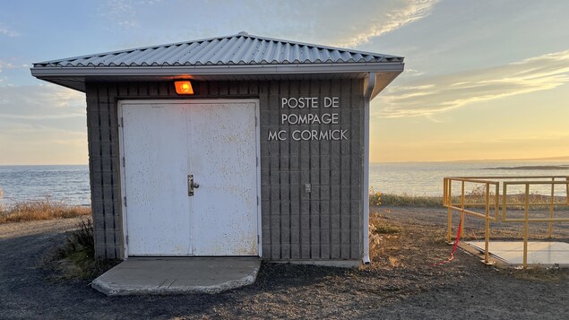 Déversement d’eaux usées dans le fleuve à Port-Cartier depuis six jours