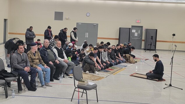 Un premier local pour la prière du vendredi des musulmans à Steinbach