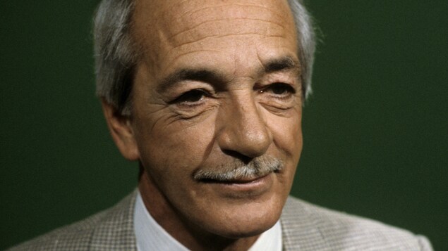 Raymond Charette, souriant. Raymond Charette, souriant.