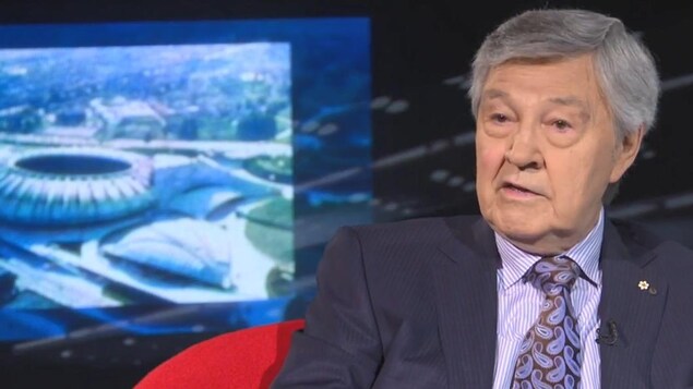 Raymond Garneau. Raymond Garneau.