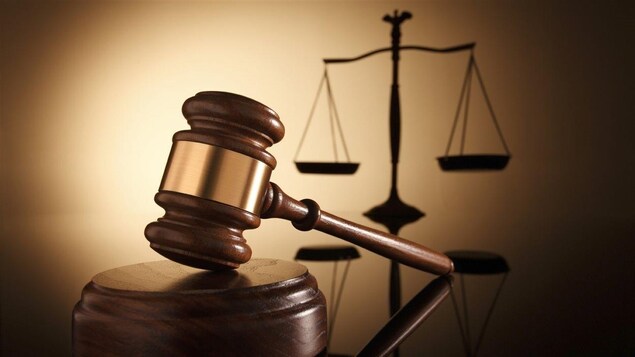 image marteau justice générique