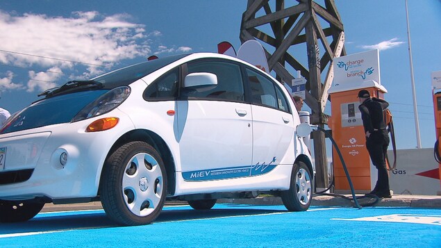 Une borne de recharge rapide au Nouveau-Brunswick